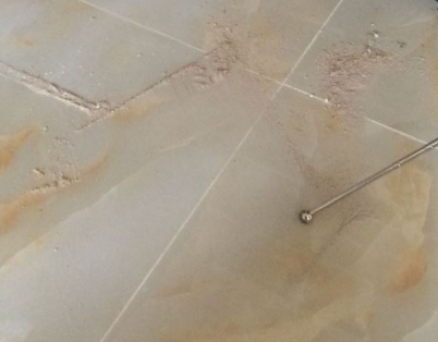 延津瓷砖空鼓维修公司分享粘合剂选择不当在瓷砖铺贴过程中可能导致以下问题